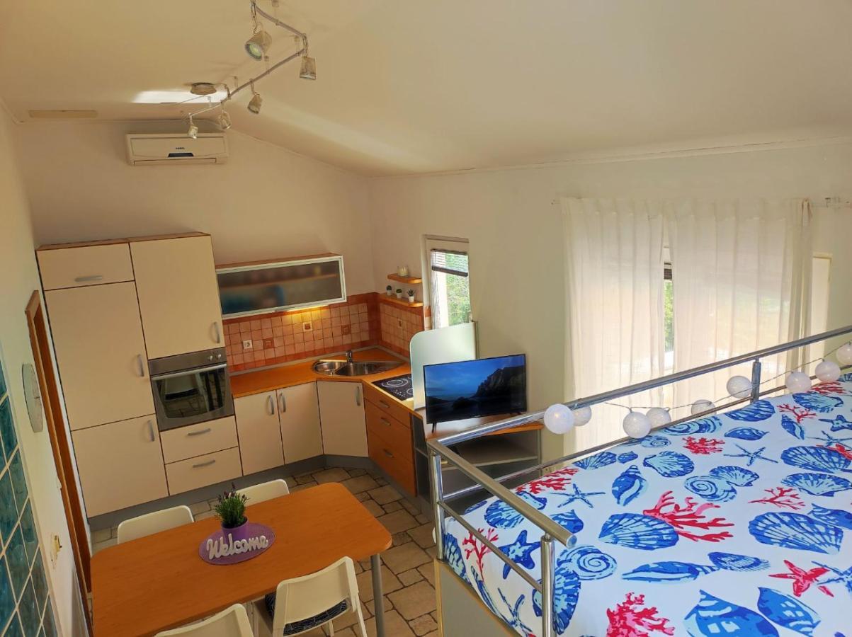 Lavanda Apartment Krk Town Eksteriør billede
