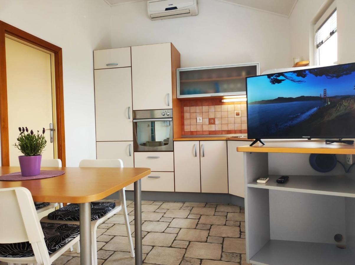 Lavanda Apartment Krk Town Eksteriør billede