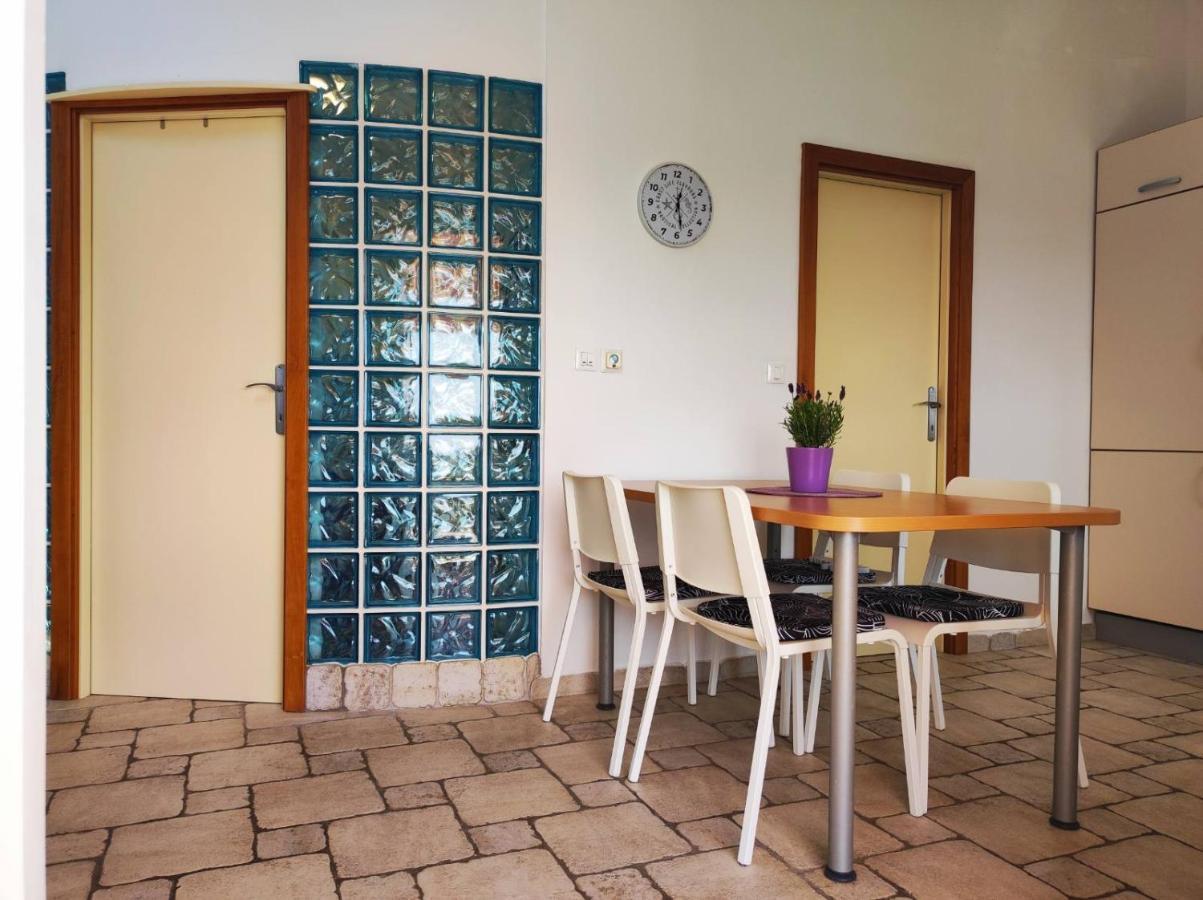 Lavanda Apartment Krk Town Eksteriør billede
